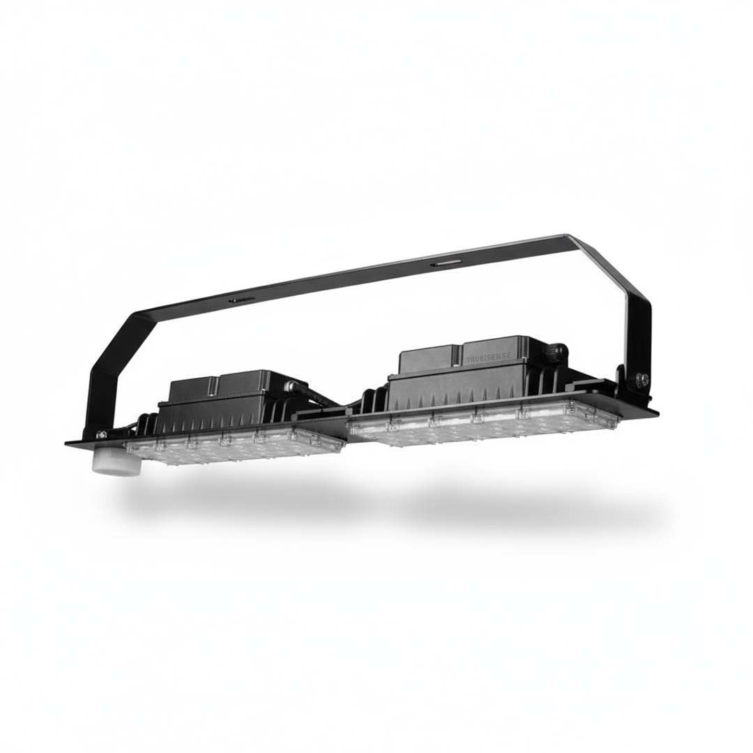 motion sensor highbay light, motion sensor linear highbay light, motion sensor, motion sensor light, motion sensor led light, motion sensor hanging linear highbay light